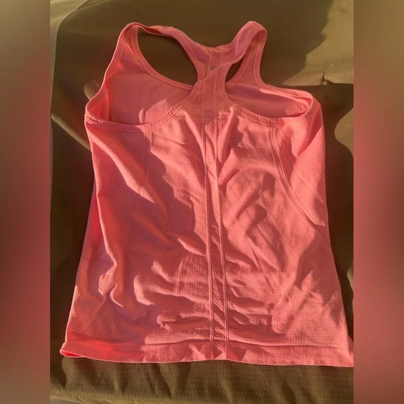 Lululemon Run: Swiftly Racerback
Flash Size 10 - Picture 6 of 8